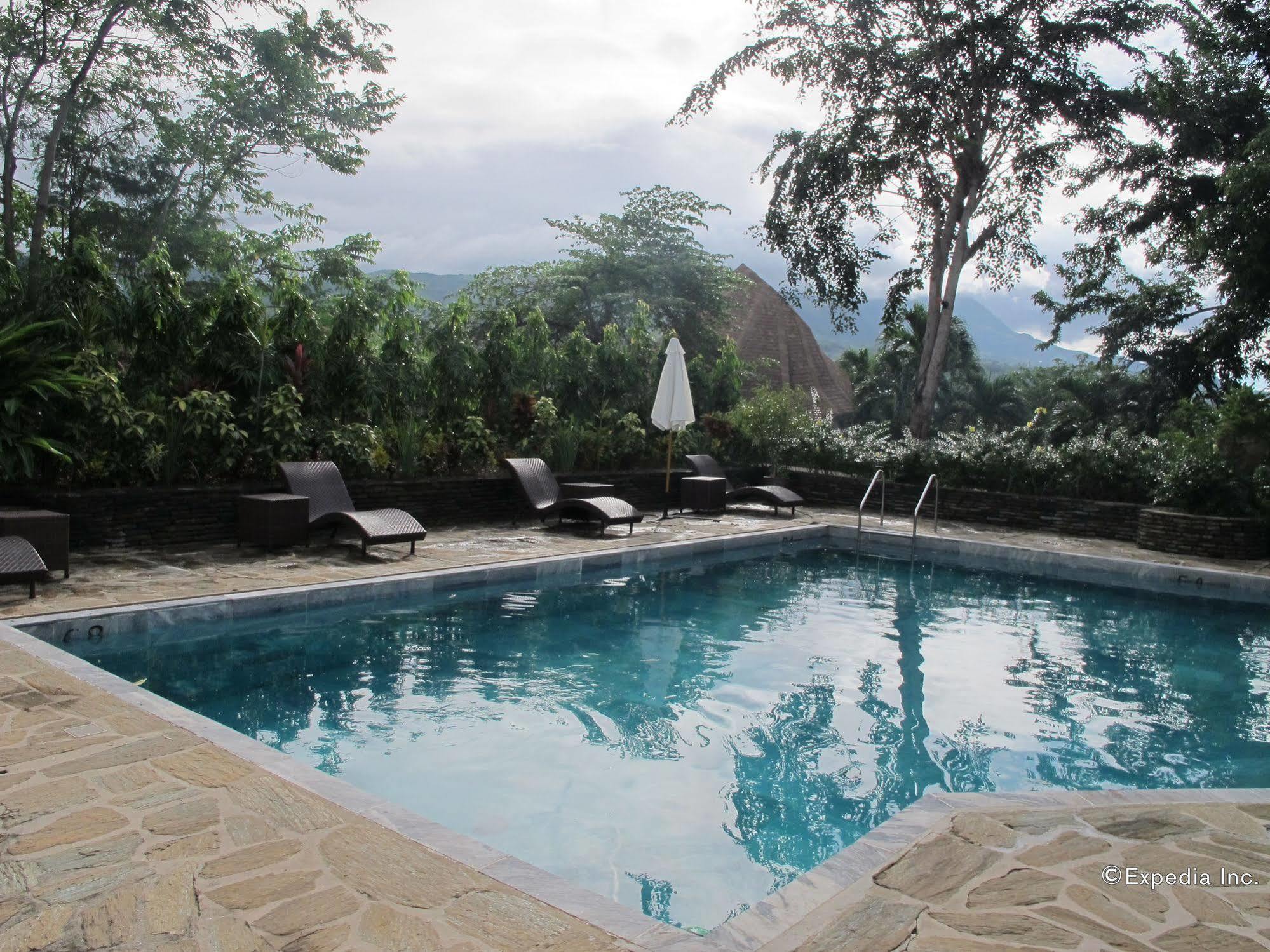 Utopia Resort & Spa Puerto Galera Luaran gambar