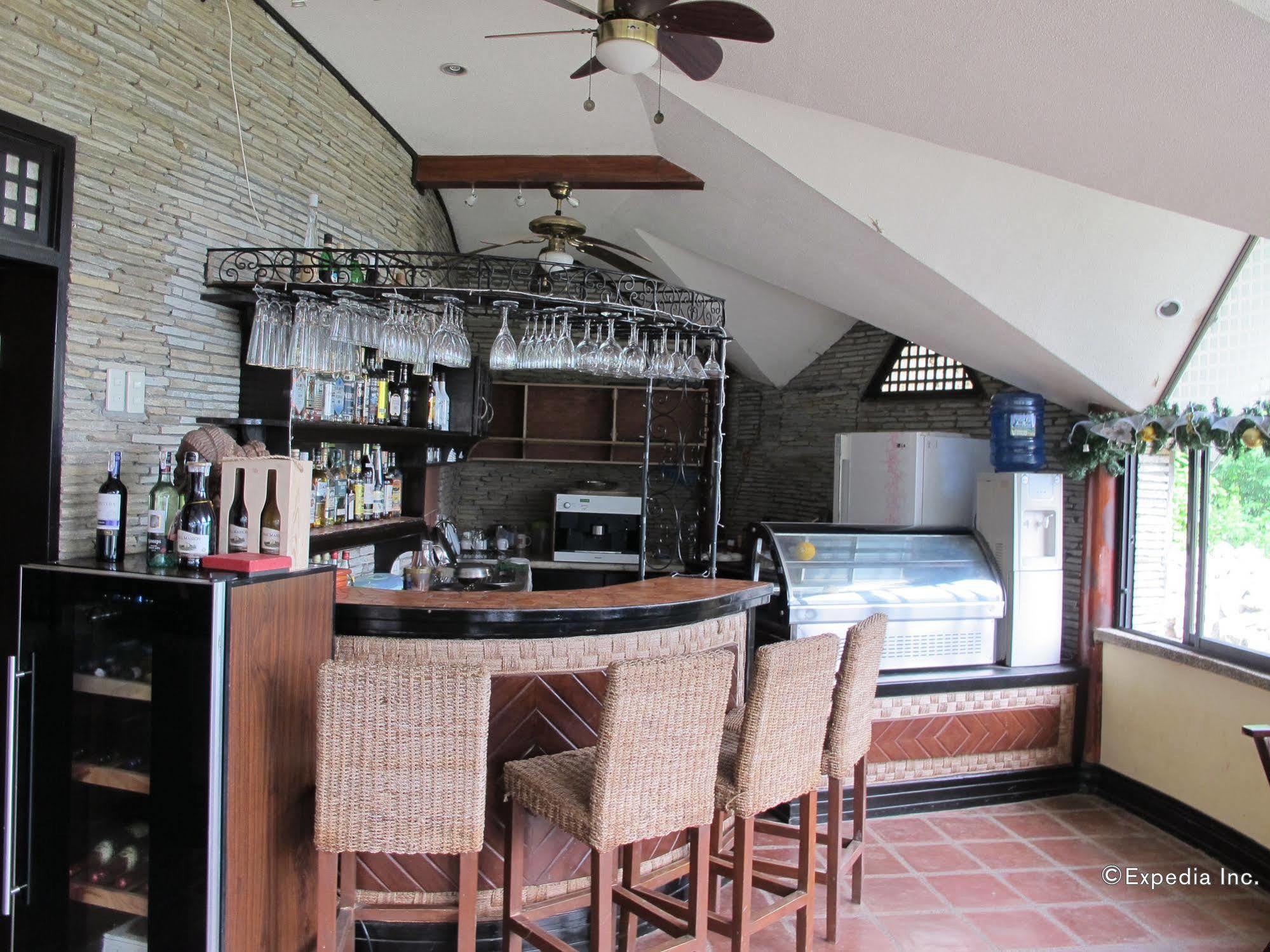 Utopia Resort & Spa Puerto Galera Luaran gambar