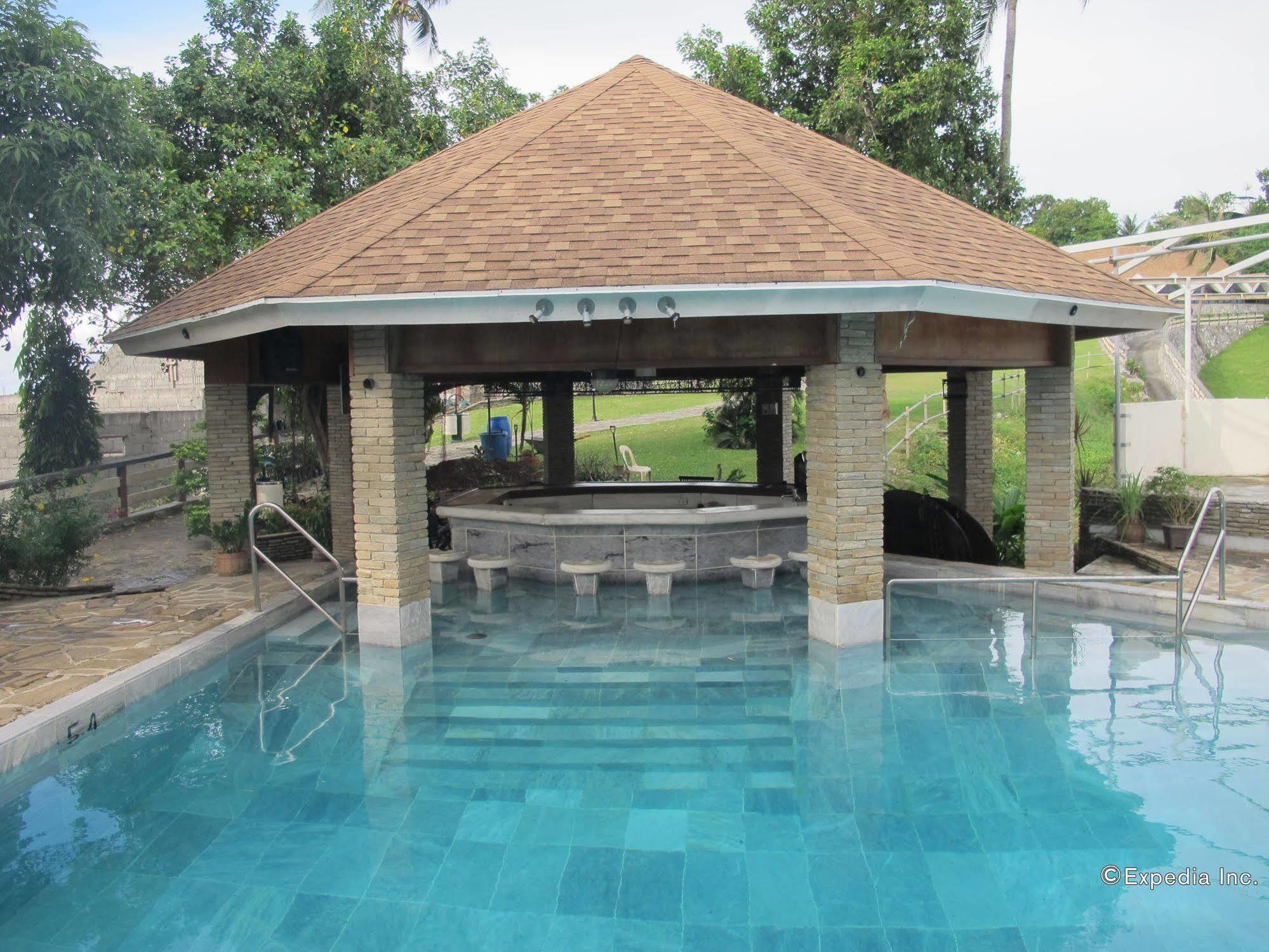Utopia Resort & Spa Puerto Galera Luaran gambar